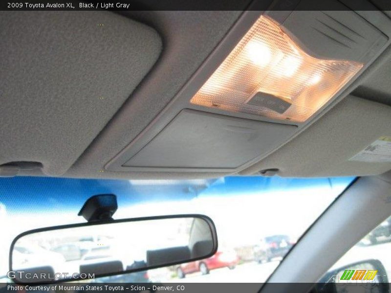 Black / Light Gray 2009 Toyota Avalon XL