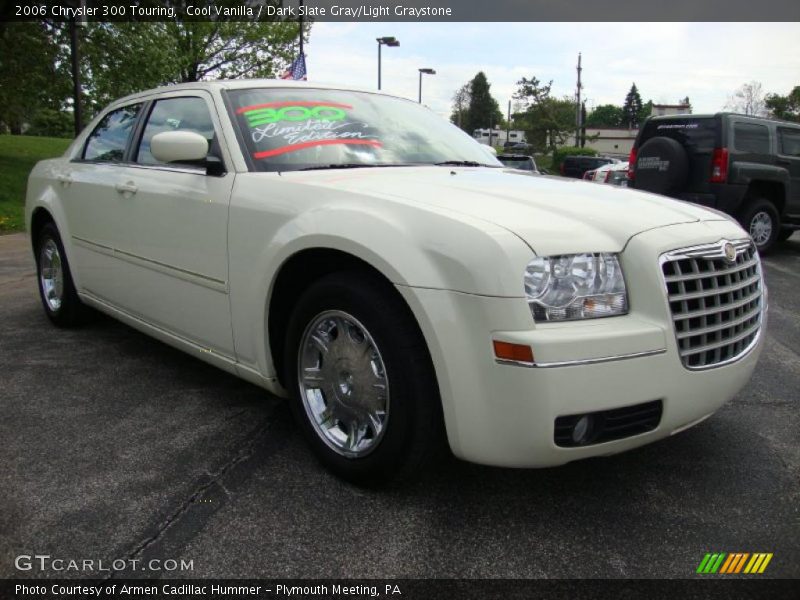 Cool Vanilla / Dark Slate Gray/Light Graystone 2006 Chrysler 300 Touring