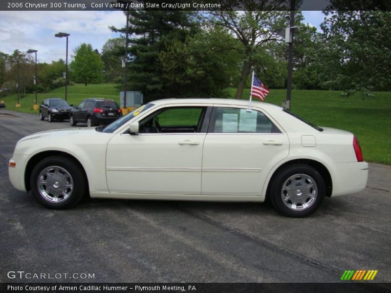 Cool Vanilla / Dark Slate Gray/Light Graystone 2006 Chrysler 300 Touring