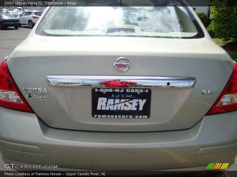 Sandstone / Beige 2007 Nissan Versa SL