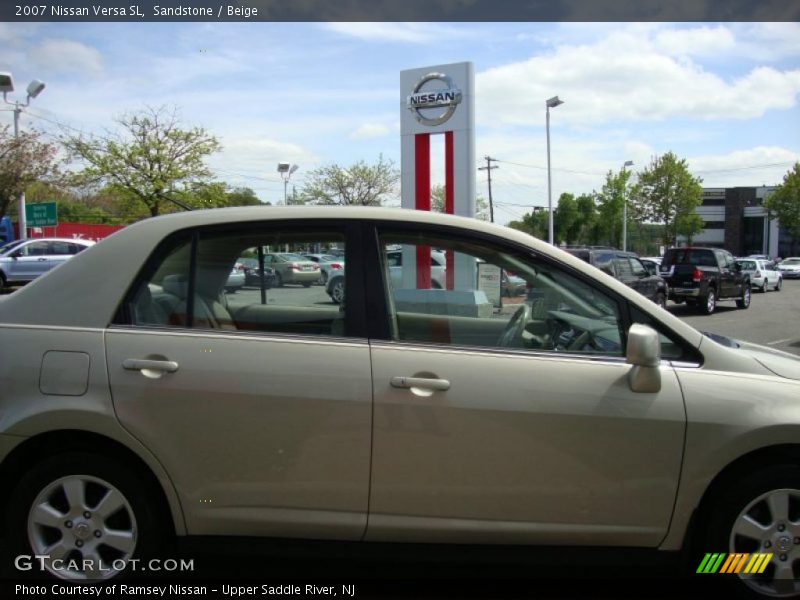 Sandstone / Beige 2007 Nissan Versa SL