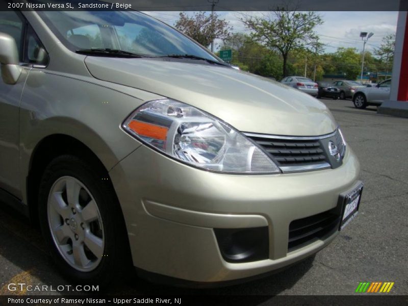 Sandstone / Beige 2007 Nissan Versa SL