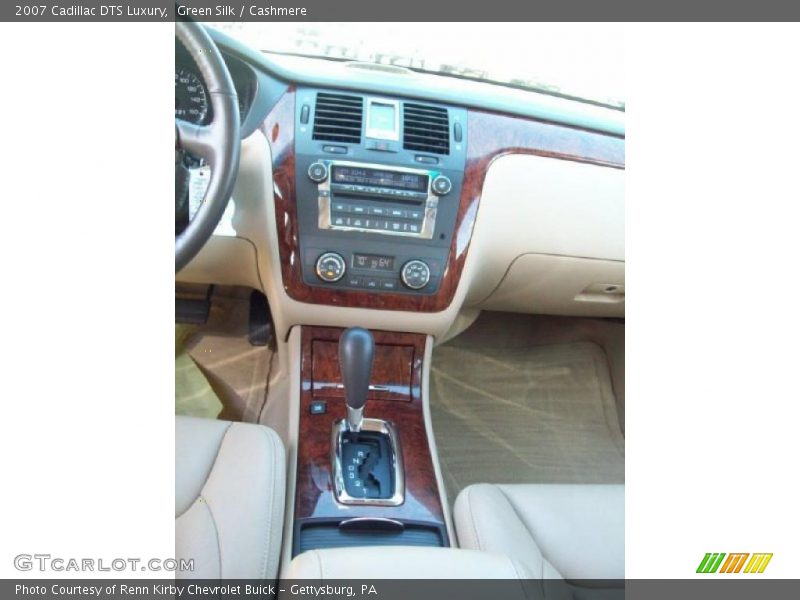 Green Silk / Cashmere 2007 Cadillac DTS Luxury