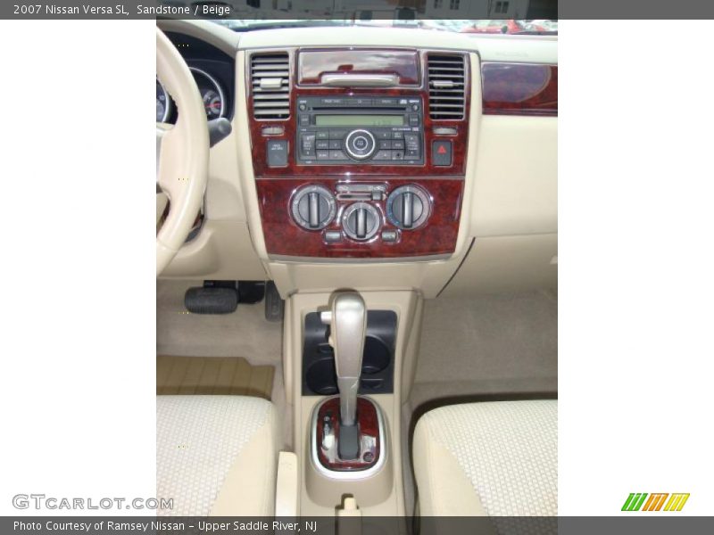 Sandstone / Beige 2007 Nissan Versa SL