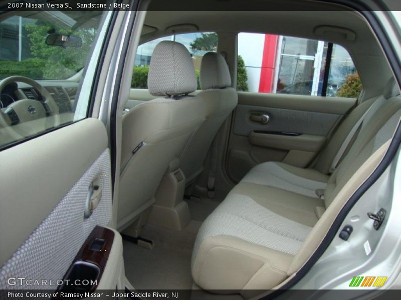 Sandstone / Beige 2007 Nissan Versa SL