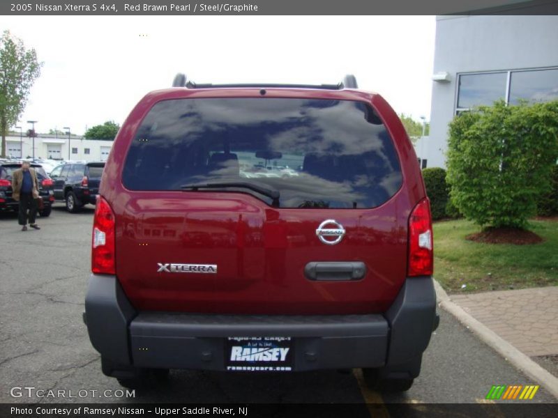 Red Brawn Pearl / Steel/Graphite 2005 Nissan Xterra S 4x4