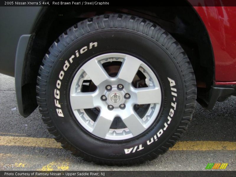 Red Brawn Pearl / Steel/Graphite 2005 Nissan Xterra S 4x4