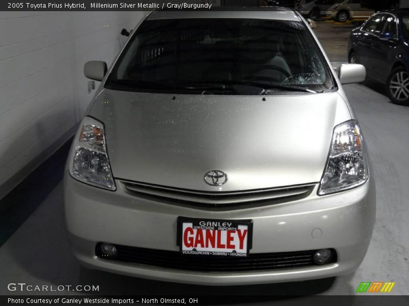 Millenium Silver Metallic / Gray/Burgundy 2005 Toyota Prius Hybrid