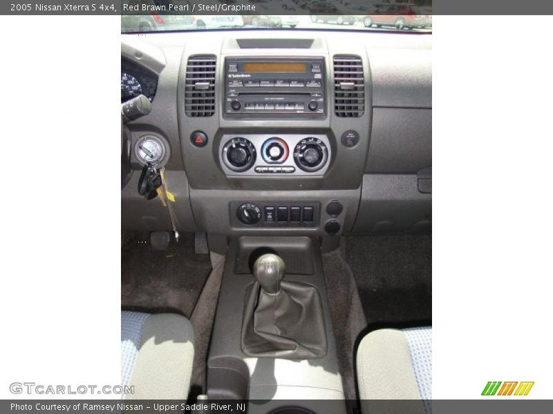 Red Brawn Pearl / Steel/Graphite 2005 Nissan Xterra S 4x4