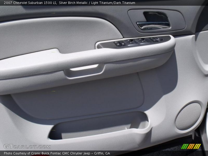 Silver Birch Metallic / Light Titanium/Dark Titanium 2007 Chevrolet Suburban 1500 LS