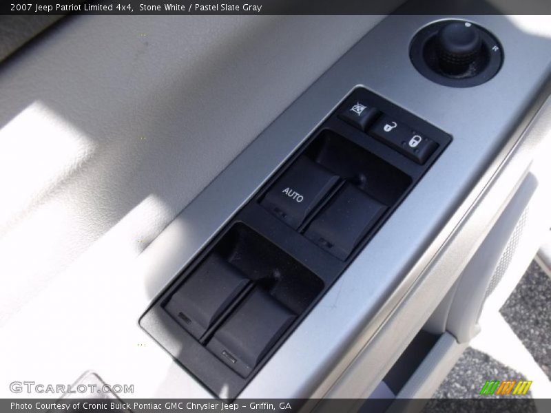 Stone White / Pastel Slate Gray 2007 Jeep Patriot Limited 4x4