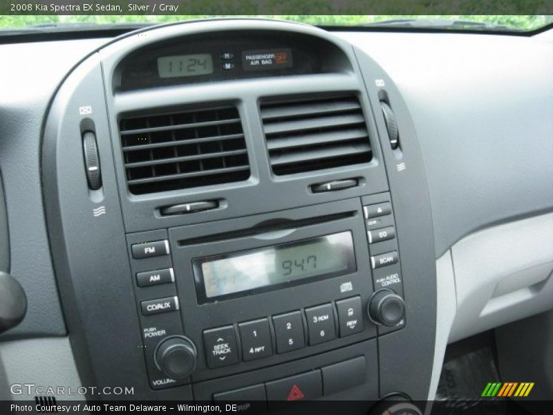 Silver / Gray 2008 Kia Spectra EX Sedan