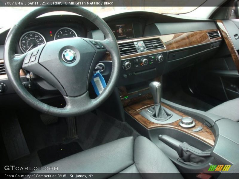 Olivin Green Metallic / Black 2007 BMW 5 Series 525xi Sedan