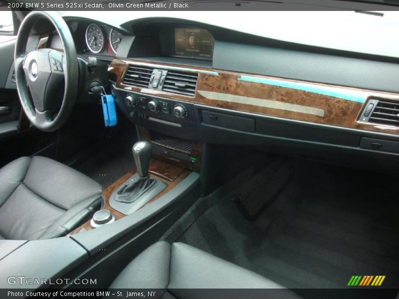 Olivin Green Metallic / Black 2007 BMW 5 Series 525xi Sedan