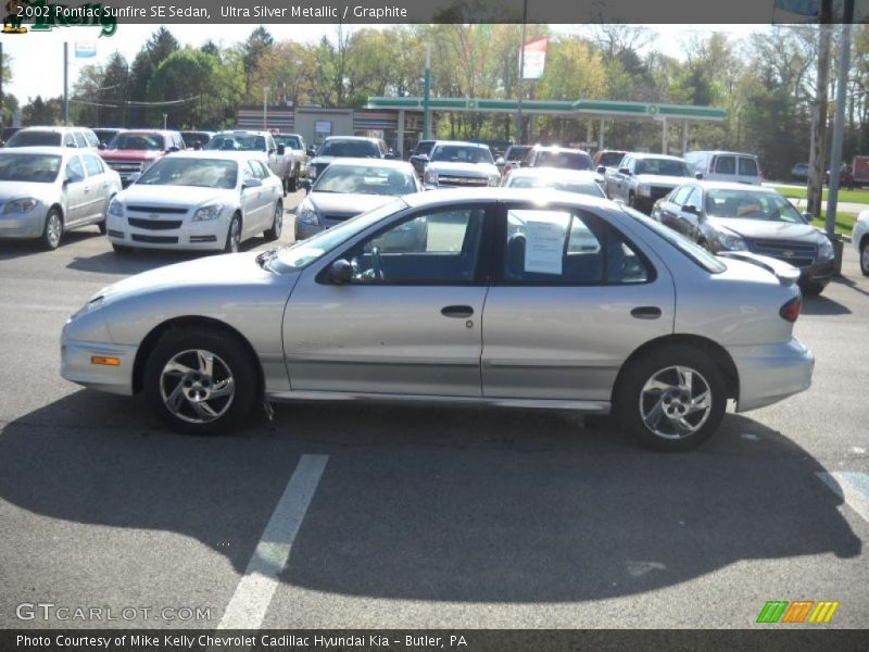Ultra Silver Metallic / Graphite 2002 Pontiac Sunfire SE Sedan