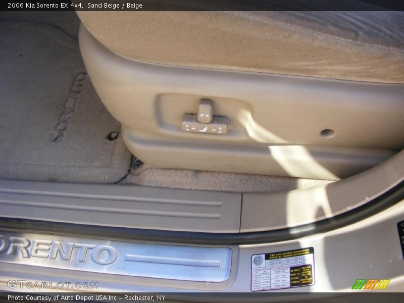 Sand Beige / Beige 2006 Kia Sorento EX 4x4