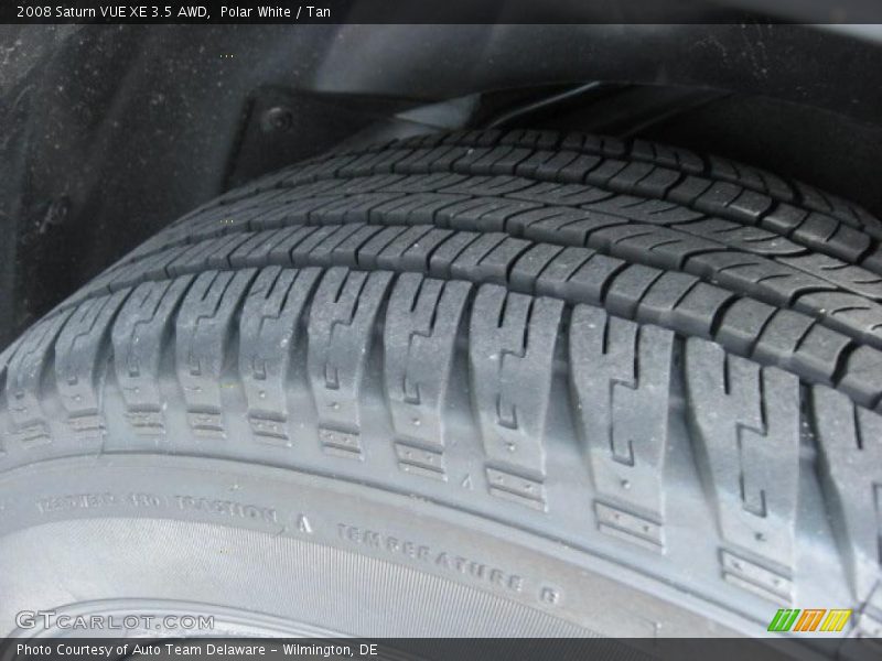 Polar White / Tan 2008 Saturn VUE XE 3.5 AWD