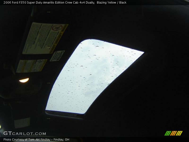 Blazing Yellow / Black 2006 Ford F350 Super Duty Amarillo Edition Crew Cab 4x4 Dually