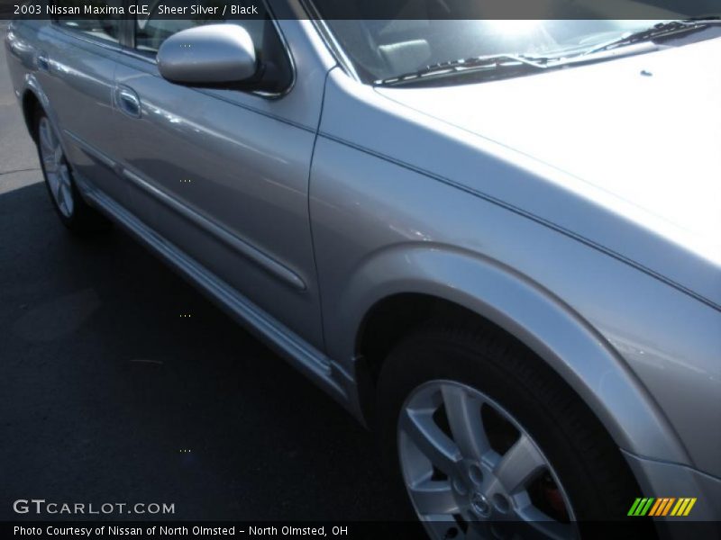 Sheer Silver / Black 2003 Nissan Maxima GLE