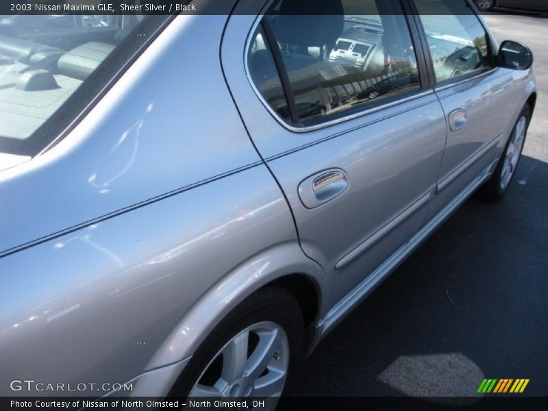 Sheer Silver / Black 2003 Nissan Maxima GLE