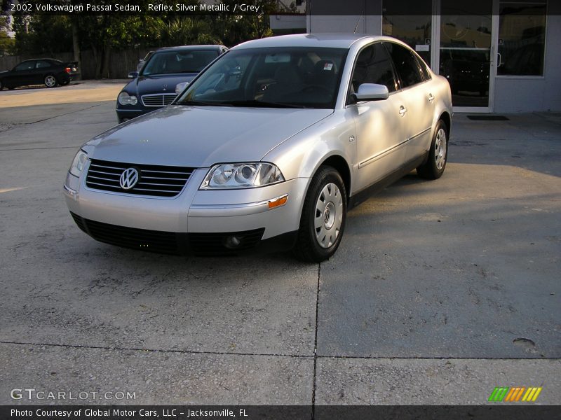 Reflex Silver Metallic / Grey 2002 Volkswagen Passat Sedan