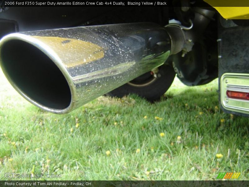 Blazing Yellow / Black 2006 Ford F350 Super Duty Amarillo Edition Crew Cab 4x4 Dually