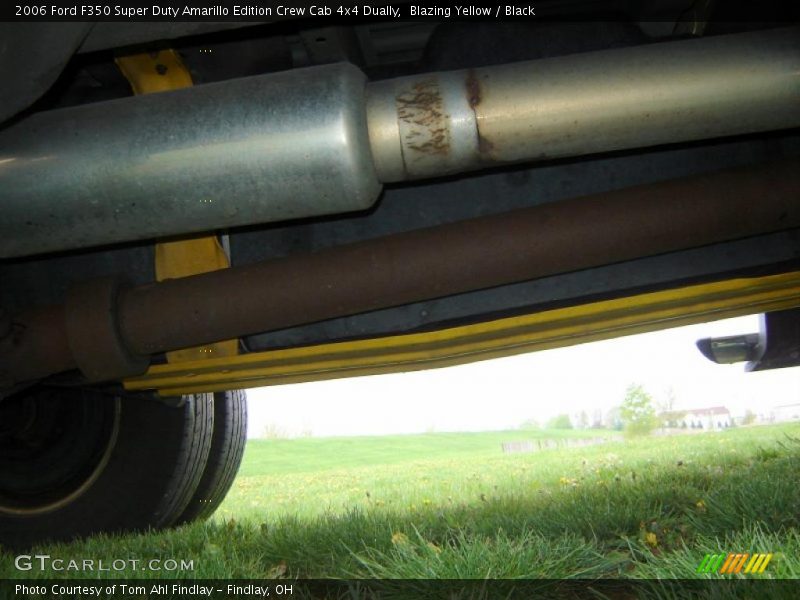 Blazing Yellow / Black 2006 Ford F350 Super Duty Amarillo Edition Crew Cab 4x4 Dually