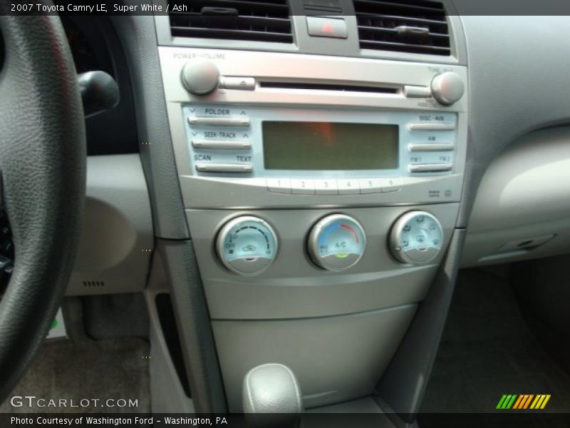 Super White / Ash 2007 Toyota Camry LE