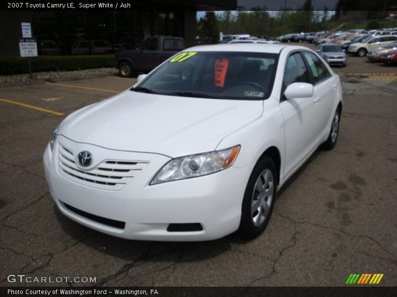 Super White / Ash 2007 Toyota Camry LE