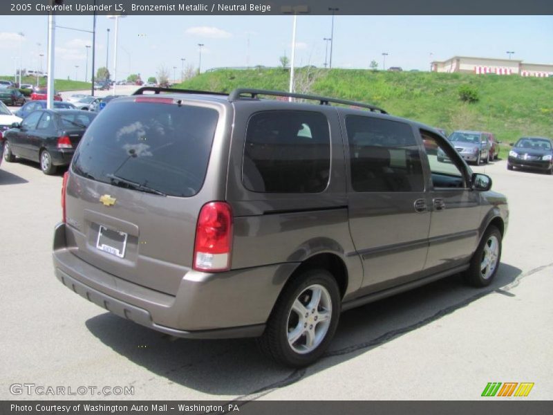 Bronzemist Metallic / Neutral Beige 2005 Chevrolet Uplander LS