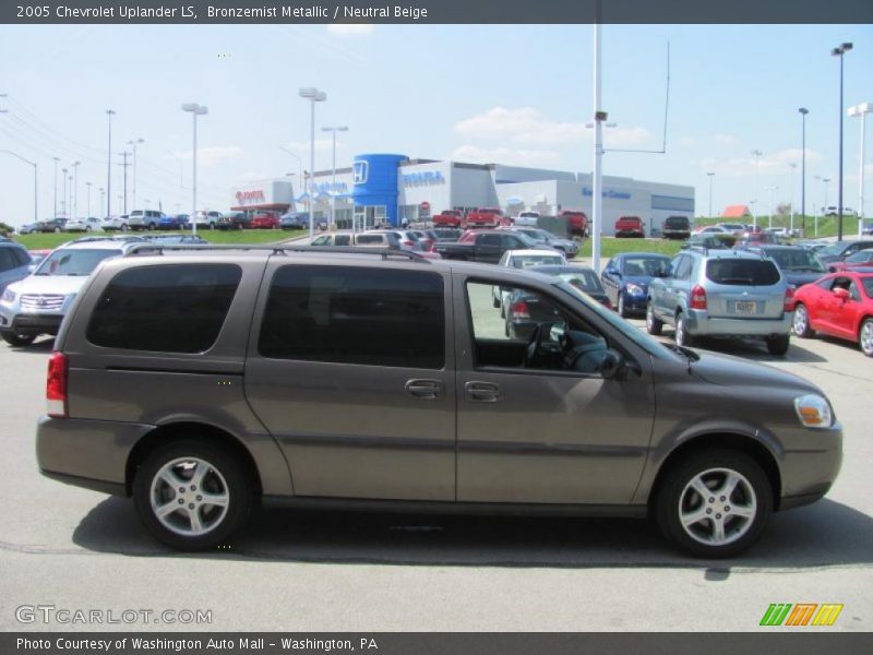 Bronzemist Metallic / Neutral Beige 2005 Chevrolet Uplander LS