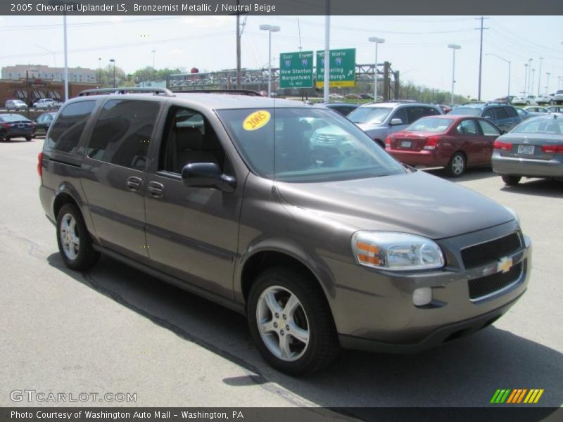 Bronzemist Metallic / Neutral Beige 2005 Chevrolet Uplander LS