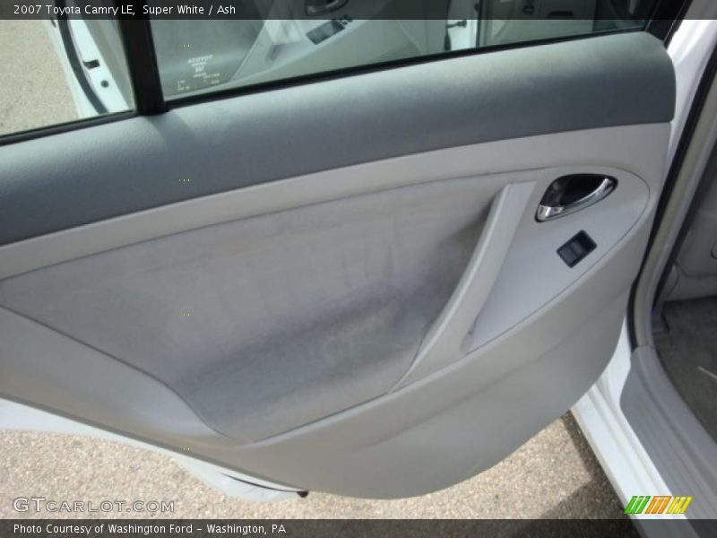 Super White / Ash 2007 Toyota Camry LE