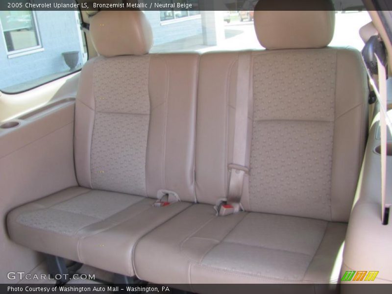 Bronzemist Metallic / Neutral Beige 2005 Chevrolet Uplander LS