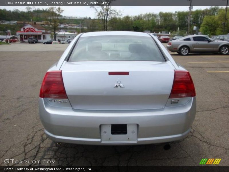 Sterling Silver Metallic / Petrol Gray 2004 Mitsubishi Galant LS