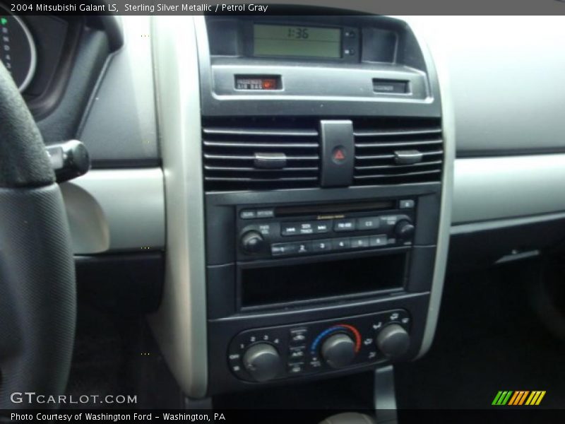 Sterling Silver Metallic / Petrol Gray 2004 Mitsubishi Galant LS