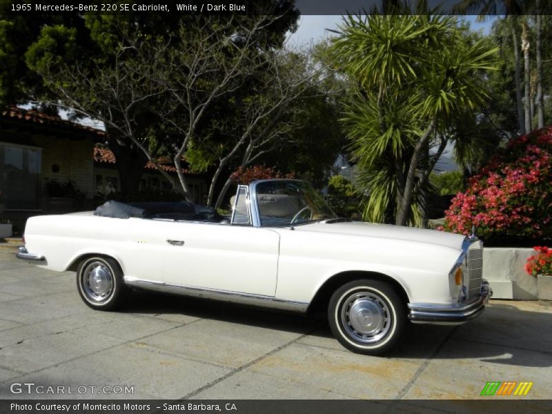 White / Dark Blue 1965 Mercedes-Benz 220 SE Cabriolet