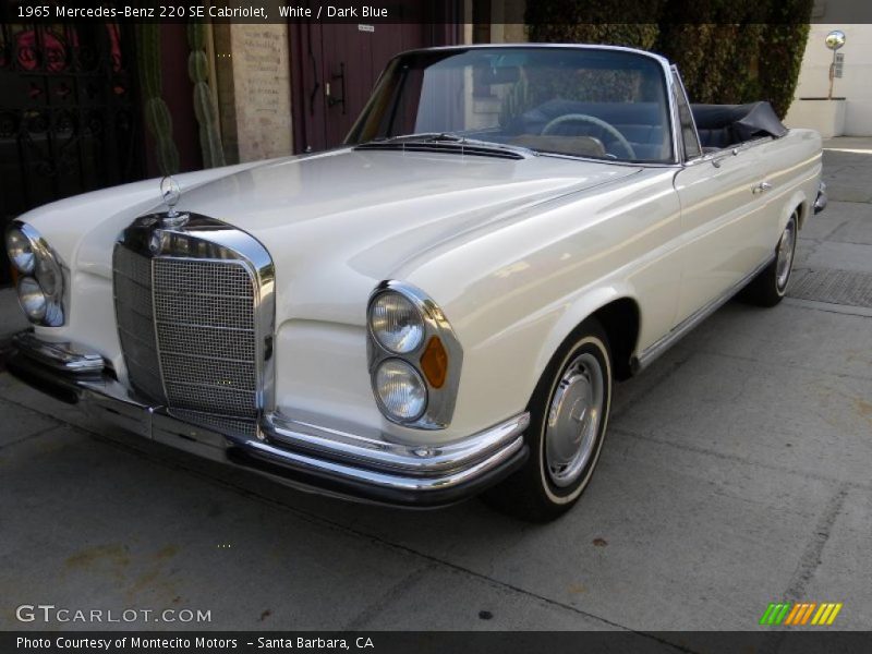 White / Dark Blue 1965 Mercedes-Benz 220 SE Cabriolet