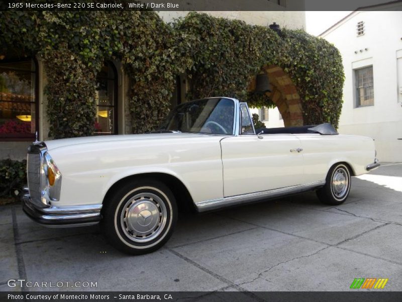 White / Dark Blue 1965 Mercedes-Benz 220 SE Cabriolet