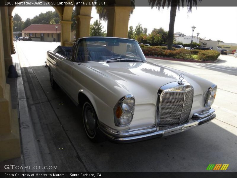 White / Dark Blue 1965 Mercedes-Benz 220 SE Cabriolet