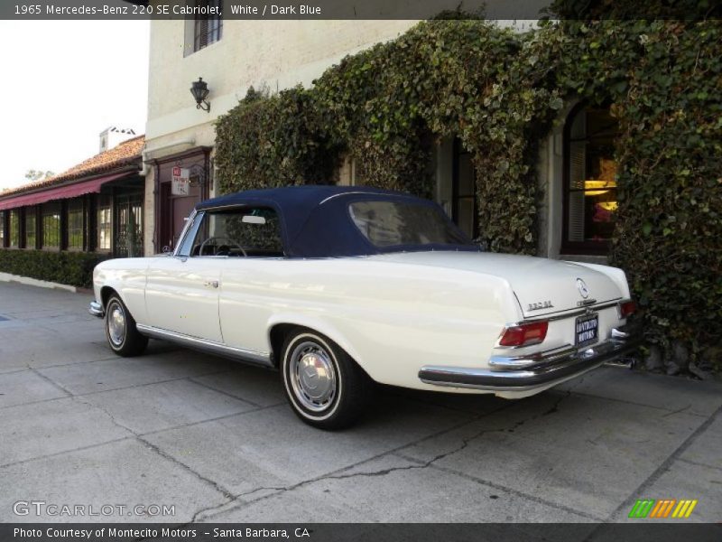 White / Dark Blue 1965 Mercedes-Benz 220 SE Cabriolet