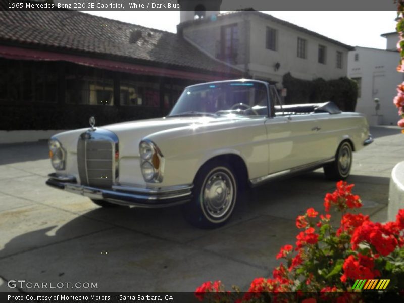 White / Dark Blue 1965 Mercedes-Benz 220 SE Cabriolet