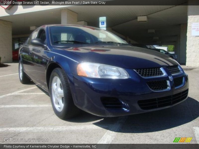Midnight Blue Pearl / Dark Slate Gray 2005 Dodge Stratus SXT Sedan