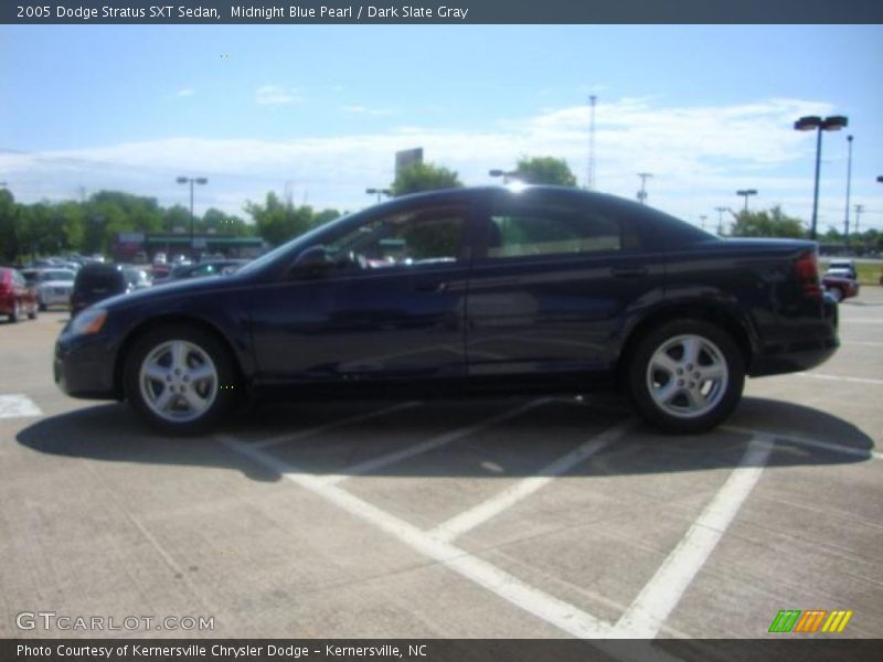 Midnight Blue Pearl / Dark Slate Gray 2005 Dodge Stratus SXT Sedan