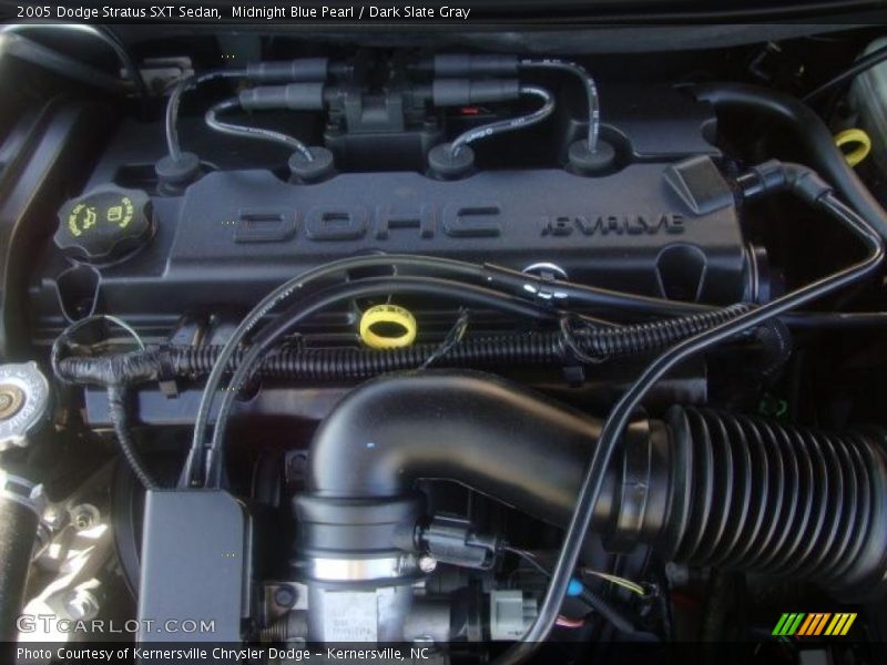 Midnight Blue Pearl / Dark Slate Gray 2005 Dodge Stratus SXT Sedan