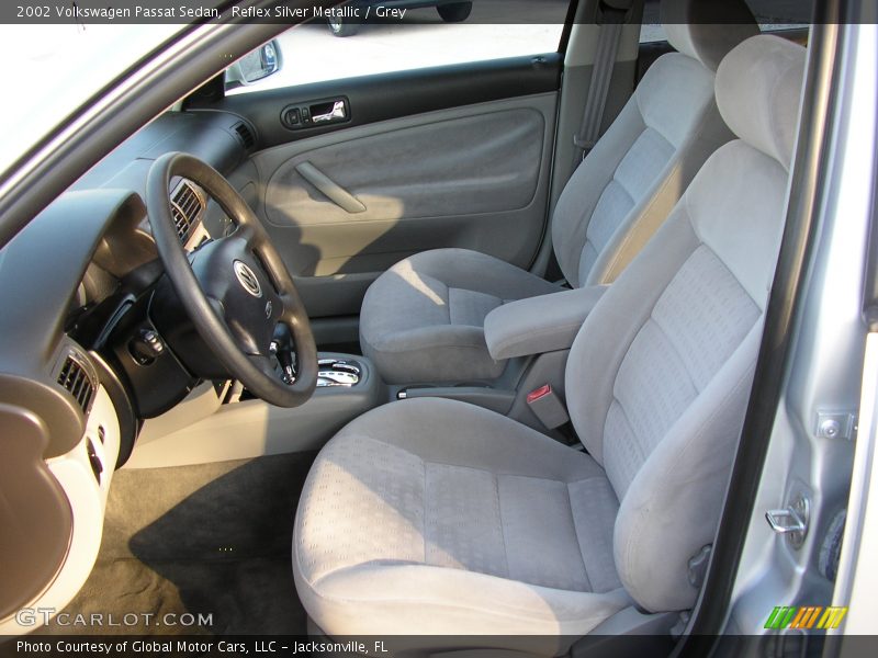 Reflex Silver Metallic / Grey 2002 Volkswagen Passat Sedan