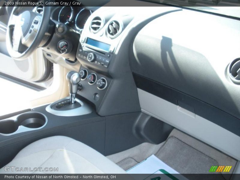 Gotham Gray / Gray 2009 Nissan Rogue S