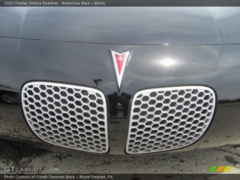 Mysterious Black / Ebony 2007 Pontiac Solstice Roadster