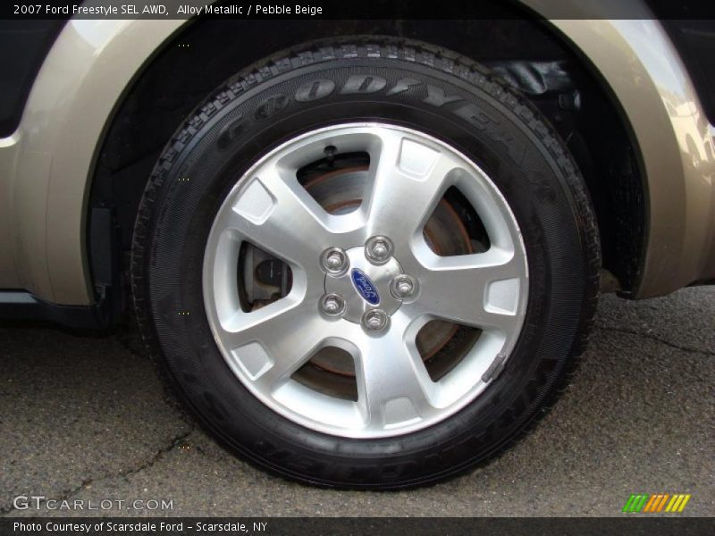 Alloy Metallic / Pebble Beige 2007 Ford Freestyle SEL AWD