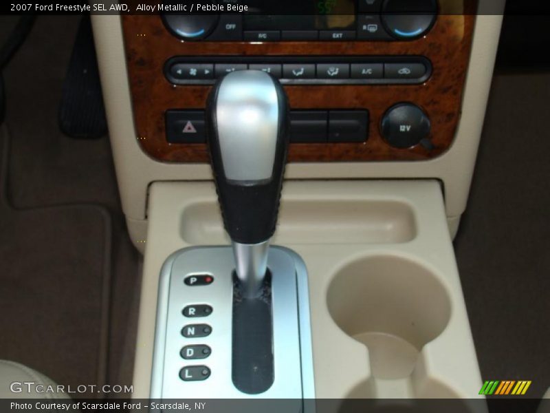 Alloy Metallic / Pebble Beige 2007 Ford Freestyle SEL AWD